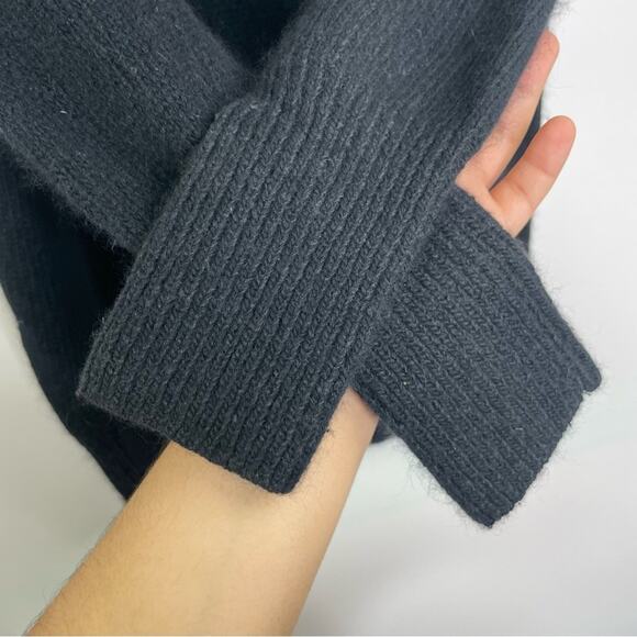 I. B. Diffusion vintage black knit sweater sequin beaded heart size Medium - Picture 6 of 11